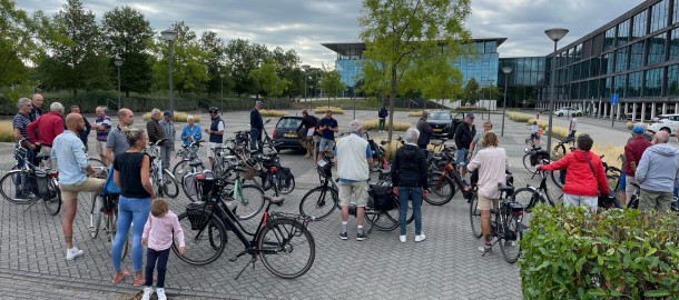 IMG_9663_start bij gemeentehuis.JPG